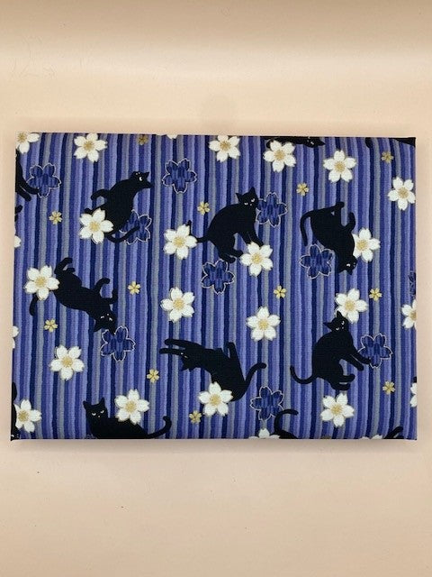 特製御朱印帖　見開き　黒猫と桜 　青